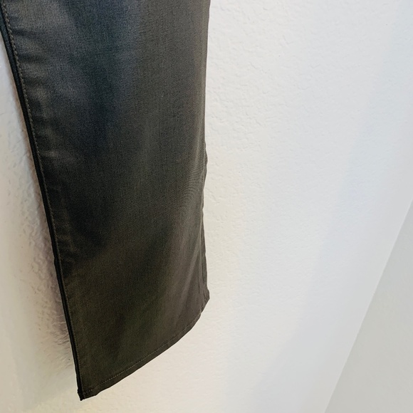 Kut from the Kloth Kelsey Fab Ab Ankle Flare Jean Womens 6 Gray Wax Coated Shiny - Picture 7 of 14